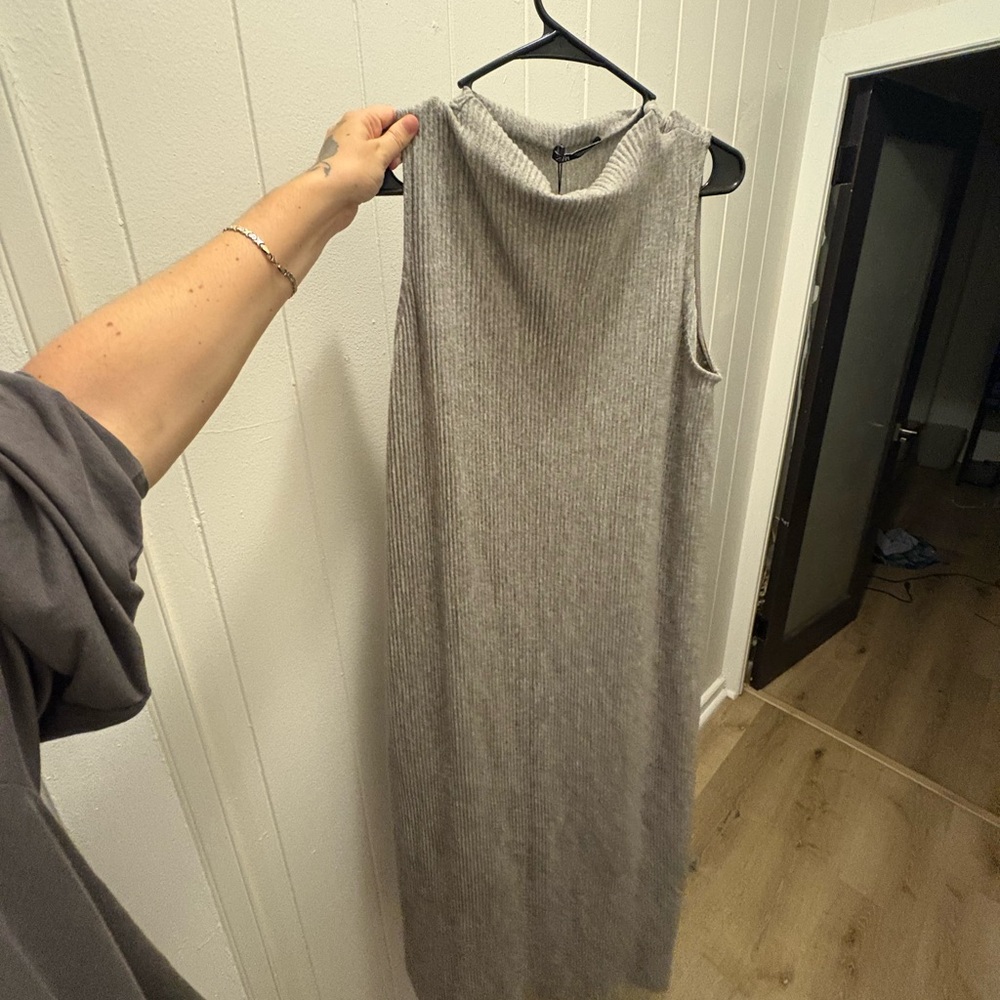 Zara Gray Ribbed Maxi Dress